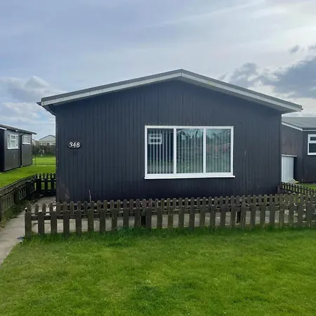 Secret Chalet Deluxe Withernsea Exterior photo